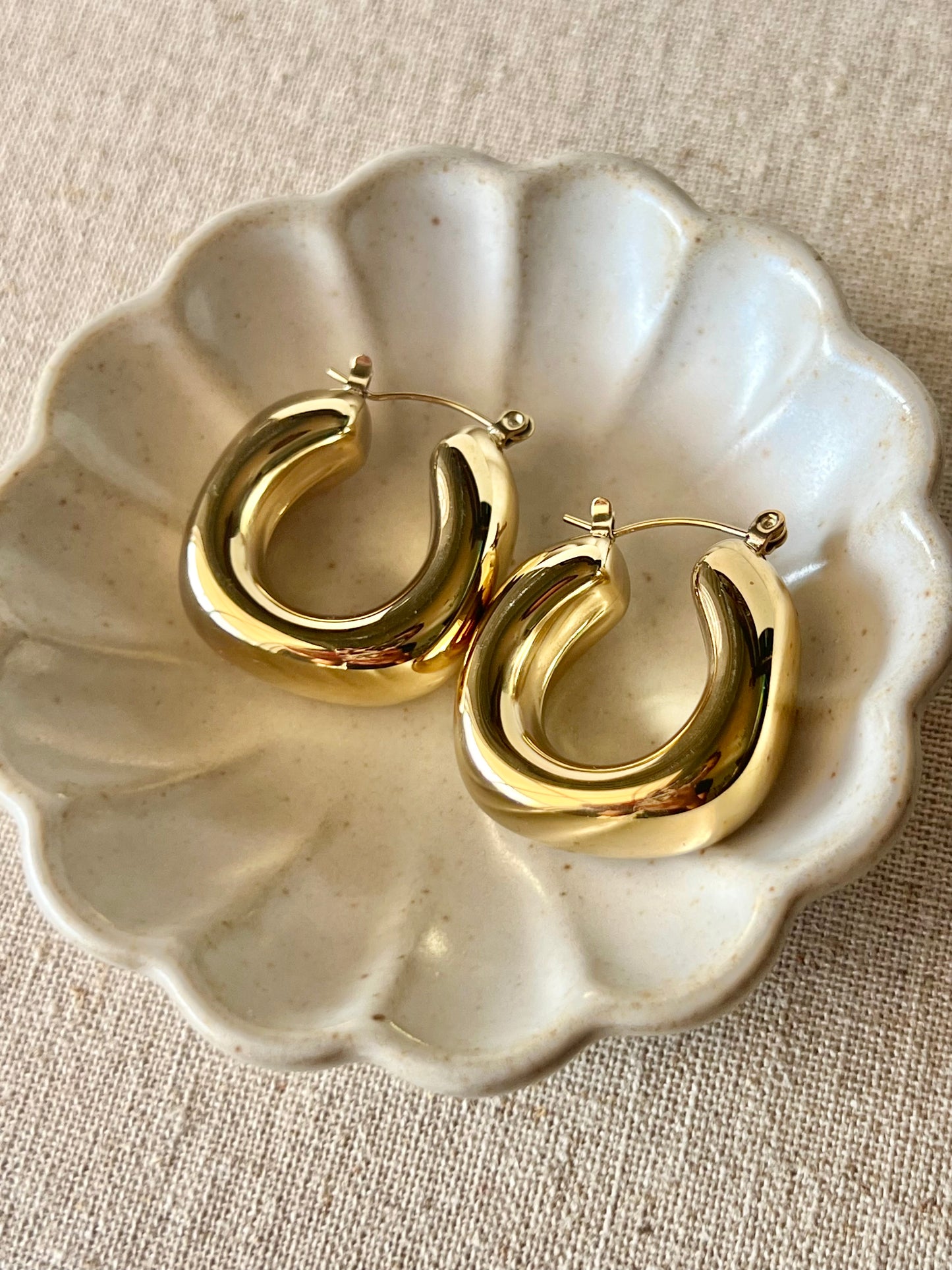 Island Breeze Hoops