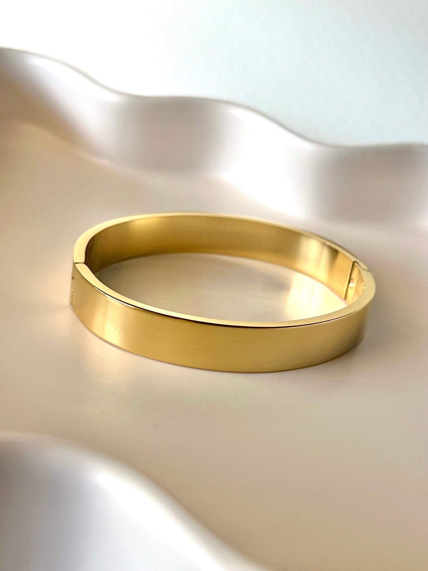 Dos Aguas Bangle